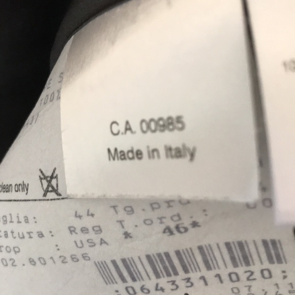 Giorgio Armani silk jacket - Picture 12 of 16